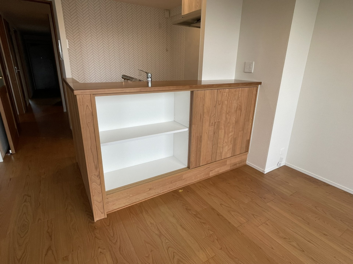 収納の奥行き400㎜。たっぷり収納できます。